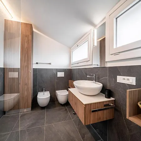 Casa Carlotta Porta Borsari Apartamento *