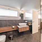 Casa Carlotta Porta Borsari *