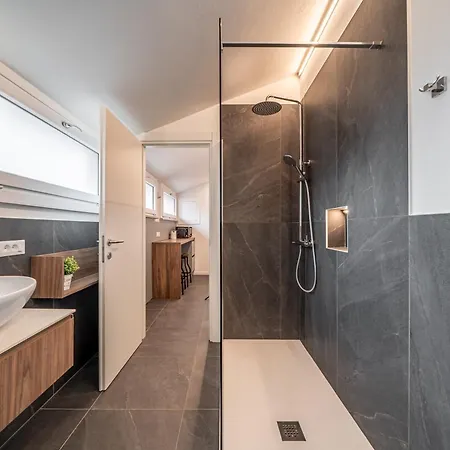 Casa Carlotta Porta Borsari *