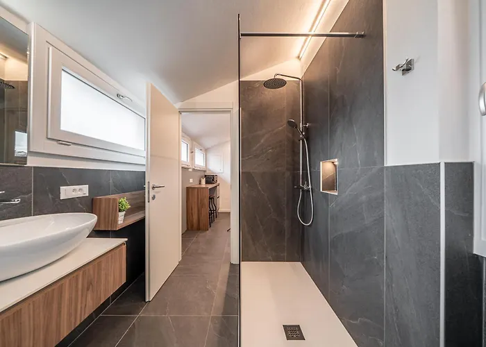 Casa Carlotta Porta Borsari *